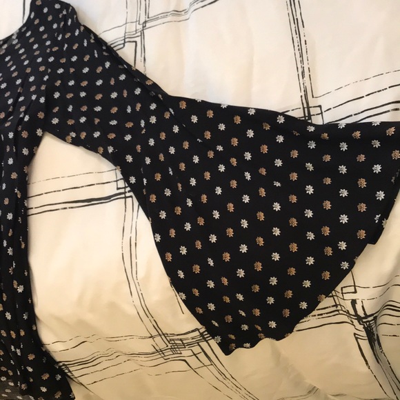 Blouse - Picture 6 of 6